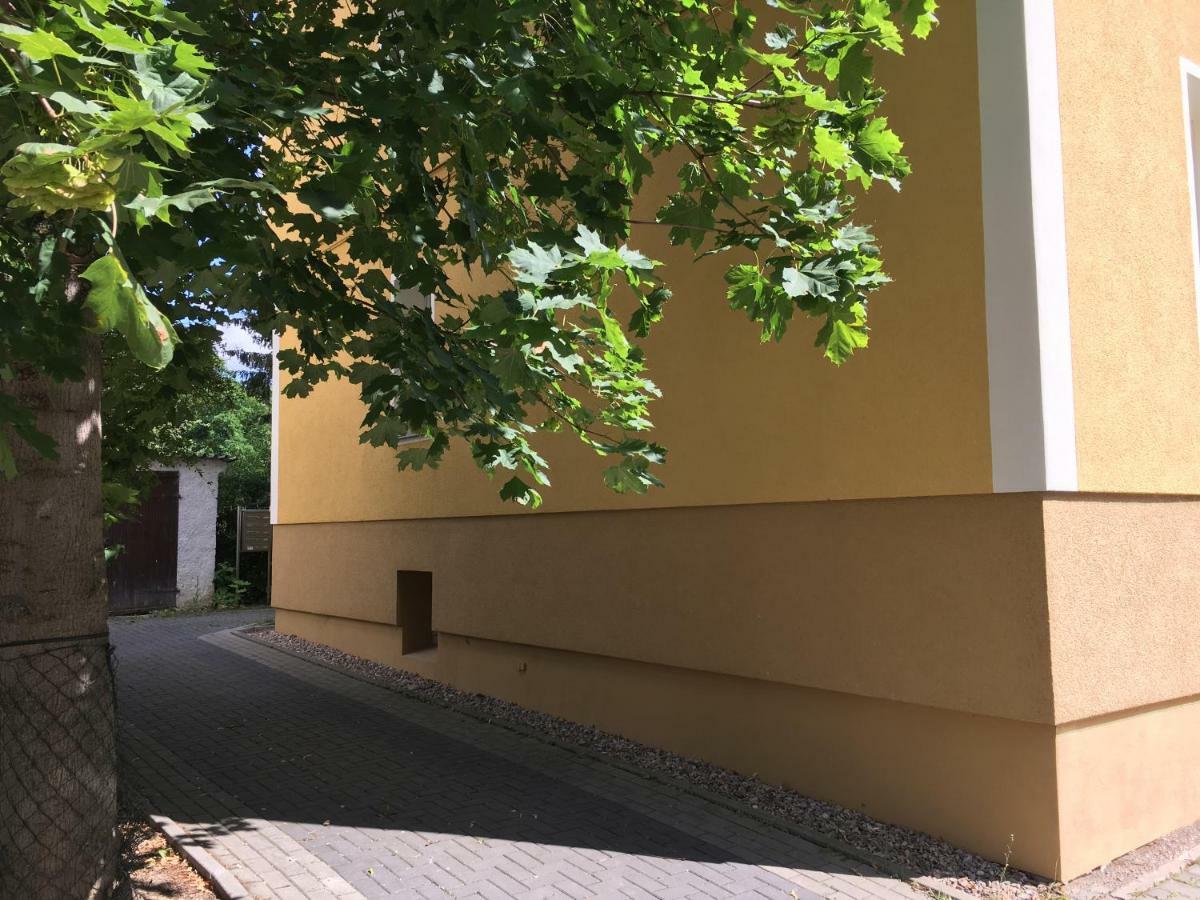 Ueber Dem Ilmpark Apartment *